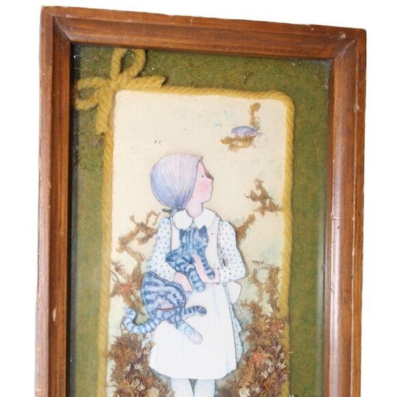 Vintage 1970's 3D wooden frame girl with a cat bird nature wall hanging collage - Picture 6 of 11